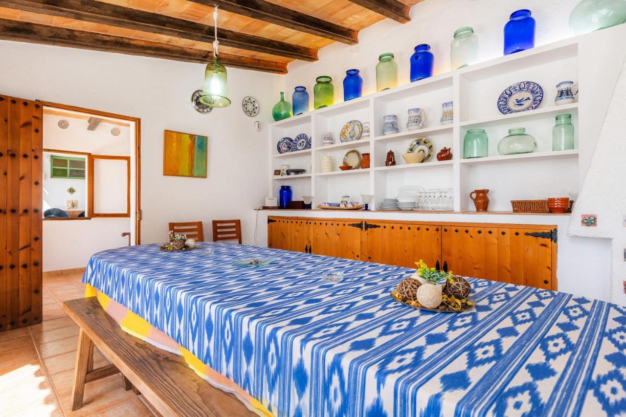 הוילה קאלה בונה Sa Casa Des Pintor Miquel Vives 213 מראה חיצוני תמונה