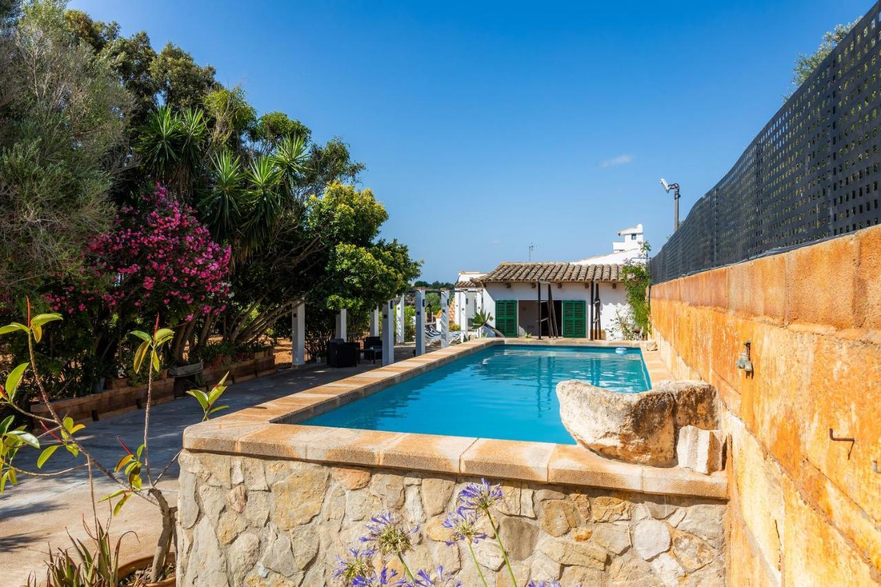הוילה קאלה בונה Sa Casa Des Pintor Miquel Vives 213 מראה חיצוני תמונה