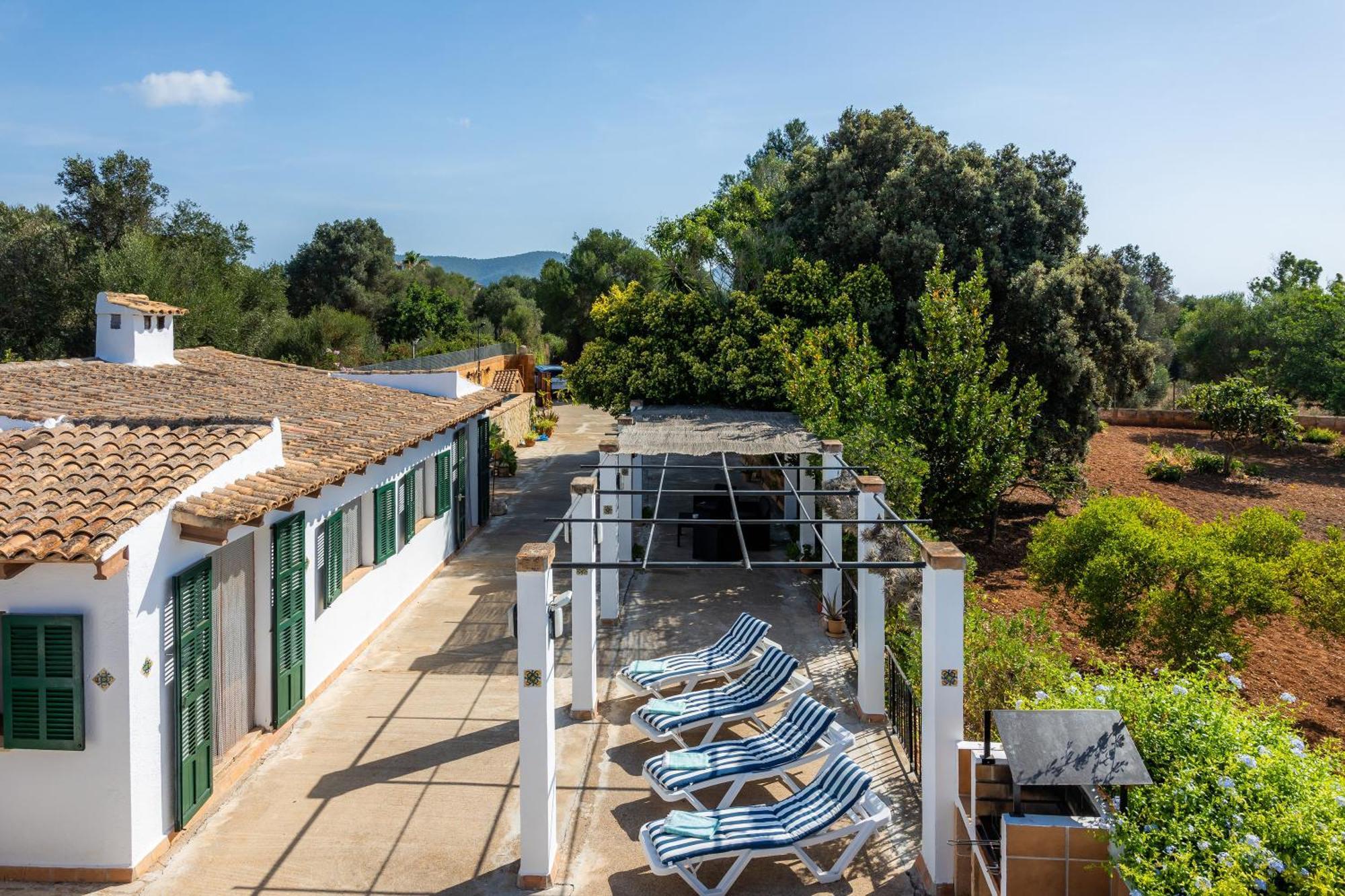 הוילה קאלה בונה Sa Casa Des Pintor Miquel Vives 213 מראה חיצוני תמונה