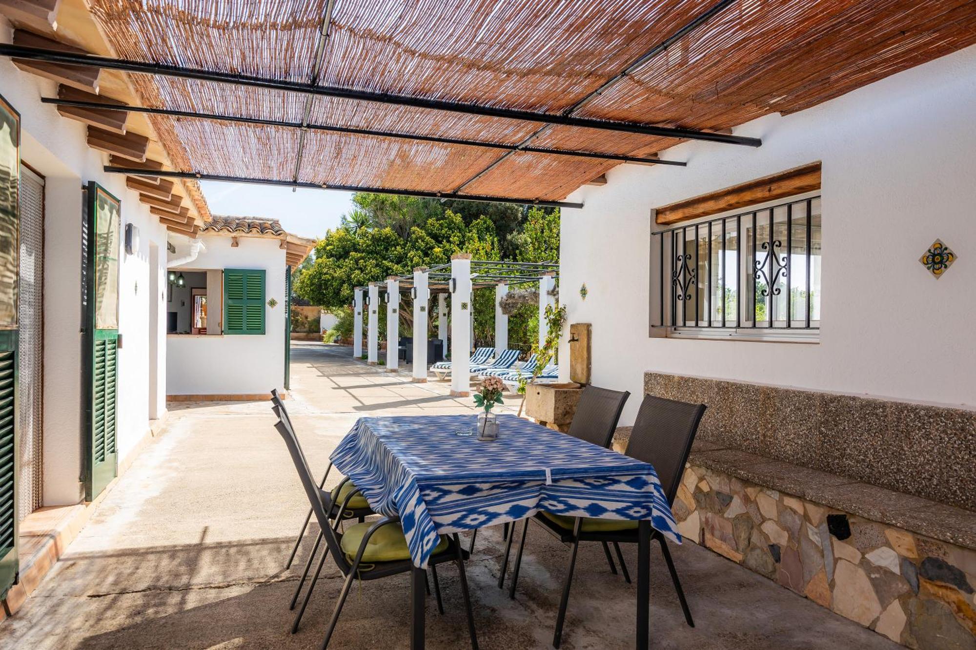הוילה קאלה בונה Sa Casa Des Pintor Miquel Vives 213 מראה חיצוני תמונה